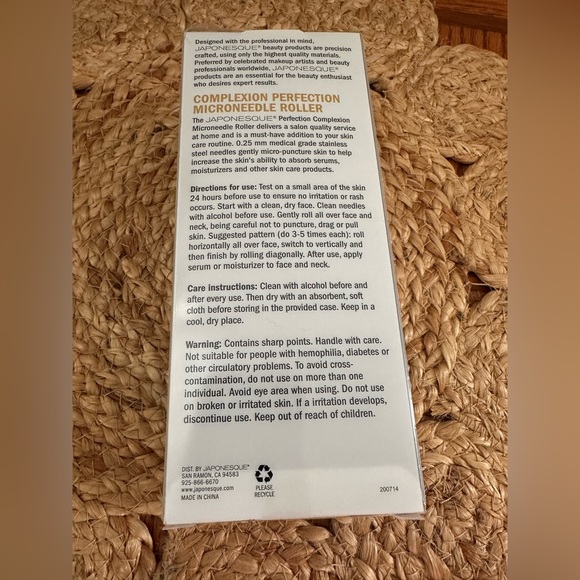 Japonesque Complexion Perfection Facial Microneedle Derma Roller 0.25mm-New- - Picture 4 of 6